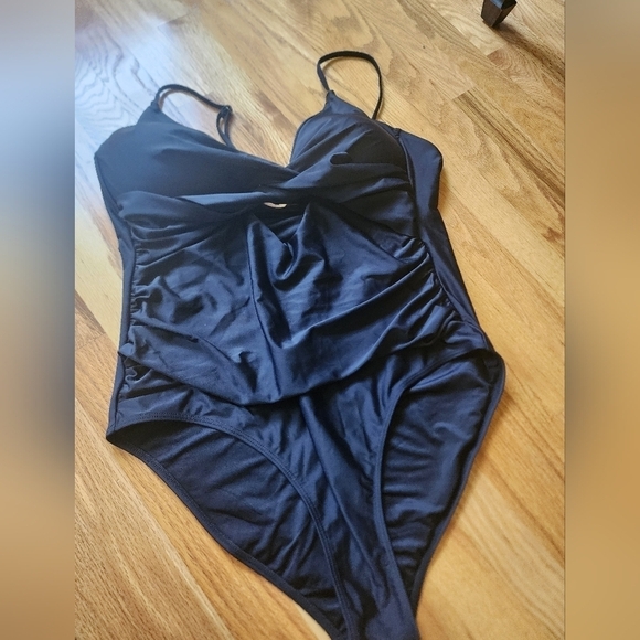 Davi & Dani swimsuit black one piece 2xl 16-18 - Picture 6 of 9